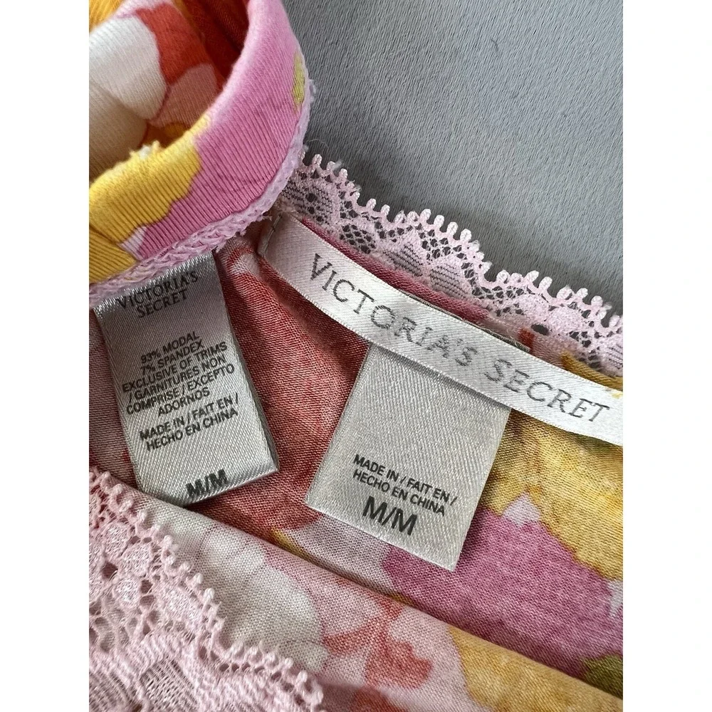 Victoria's Secret‎ Floral Lace Pajamas 2 Piece Set Cami+Shorts Women's Medium